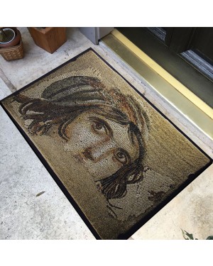 Zeugma Çingene Kızı Baskılı Kauçuk Kapı Önü Paspası
